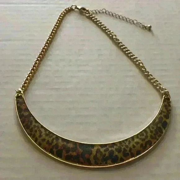 Style &Co new Gold Tone Leopard Collar Necklace - Picture 5 of 8